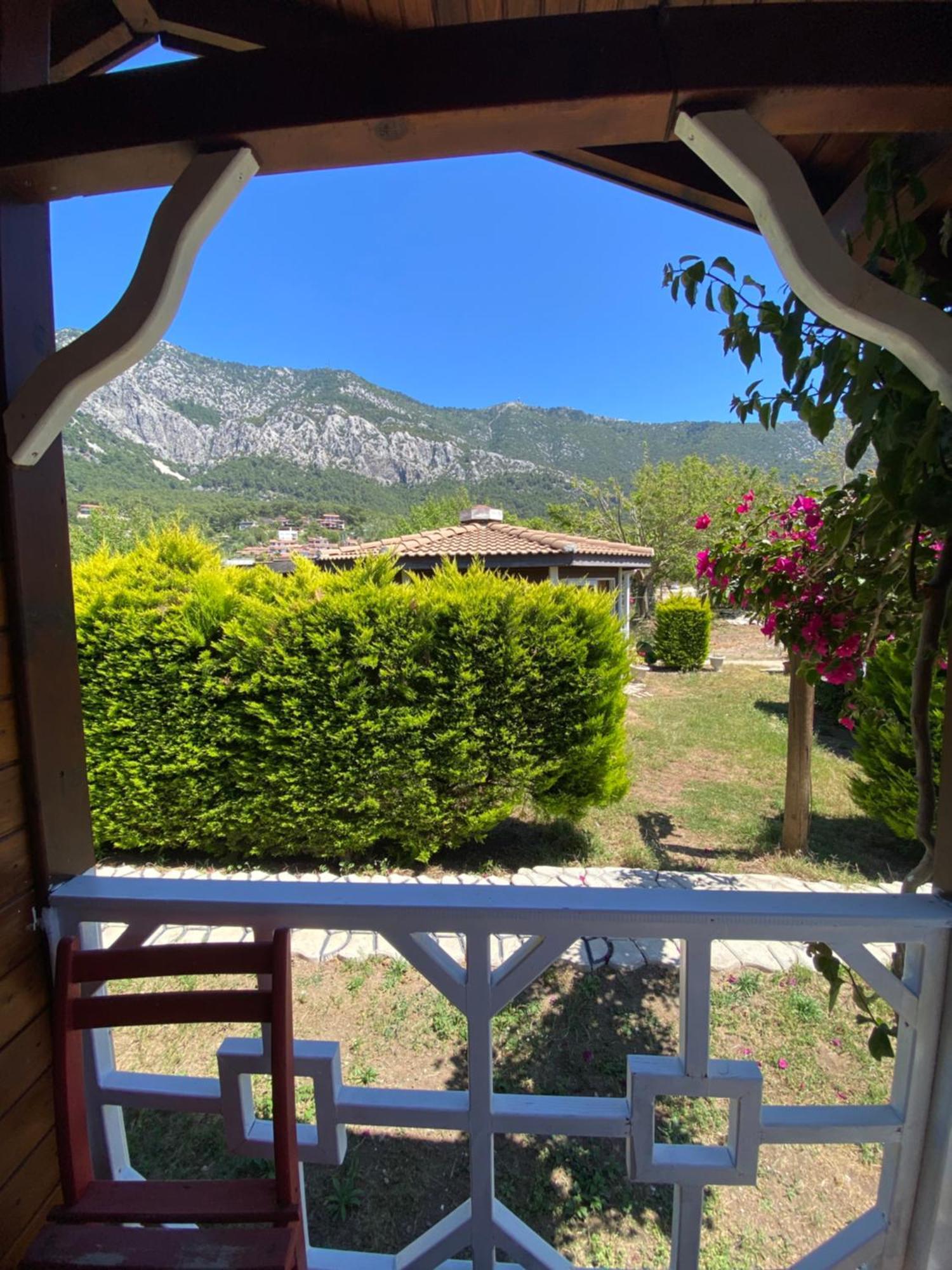 Karaoez Ada Bungalows & Villa Rum bild