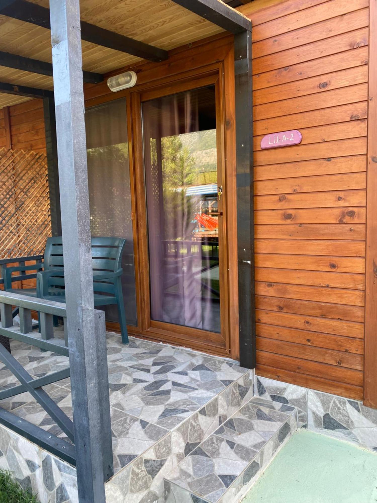 Karaoez Ada Bungalows & Villa Rum bild